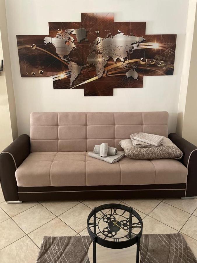Ferienwohnung L'Anima Del Viaggio A Torino Exterior foto
