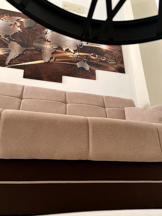 Ferienwohnung L'Anima Del Viaggio A Torino Exterior foto