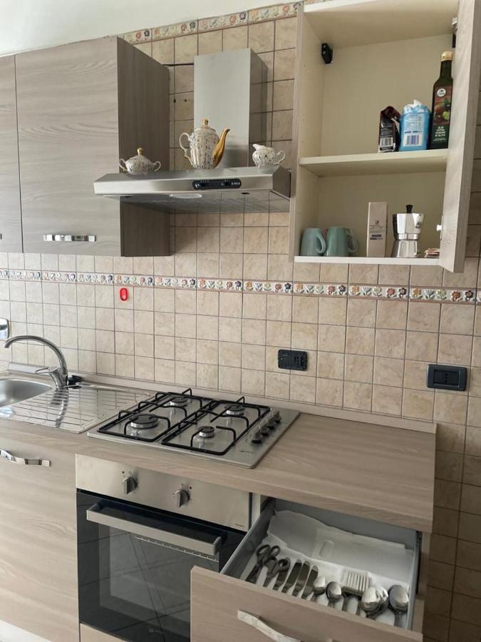 Ferienwohnung L'Anima Del Viaggio A Torino Exterior foto